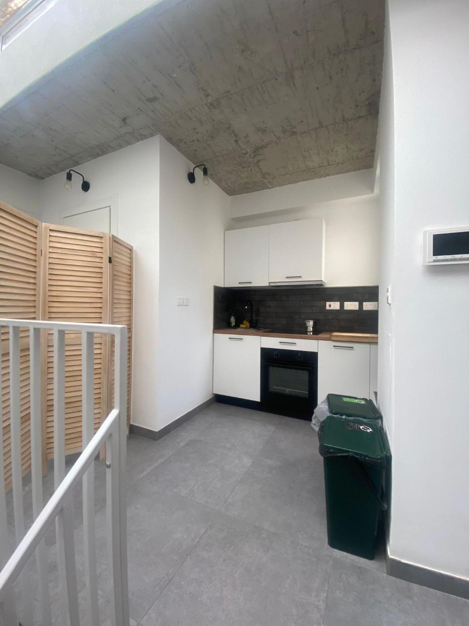 Minimal & Arty Townhouse Apartment Hamrun Bagian luar foto